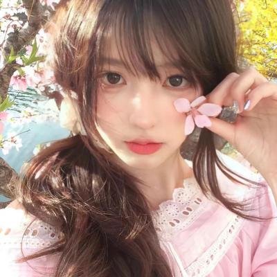 一抹丹砂映清辉